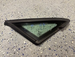 Vw golf vii стекло кузовная правая правые перед 5g0845412 фото №1