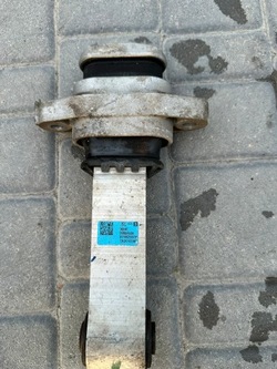 Лапи подушка коробки hyundai tucson iv sportage iv 21950r5300 1,6 t-gdi фото №1