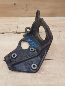 Лапи кріплення насоса вприскувальної volvo 850 2.5 tdi фото №1