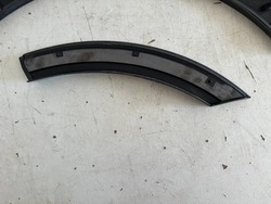 Audi q8 планка крила зад праві 4m8 фото №1