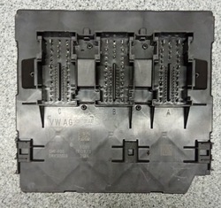 5k0937085aa bcm vwag фото №1