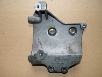 Fiat stilo 1.6 16v лапи двигателя держатель компрессора 46790511 фото №1