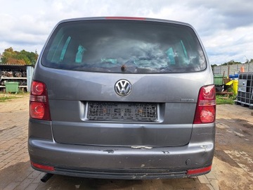 Кришка багажника зад vw touran фото №1