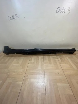 Планка пороговая правая toyota yaris 19- xp210 фото №1