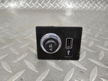 Прикурювач гніздо usb skoda superb iii 5q0919341 фото №1