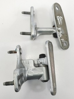 Петлі двері праві перед mercedes glk x204 пара фото №1