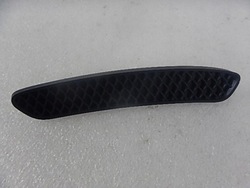 Mercedes gla amg решітка бампер зад a1568850153 фото №1