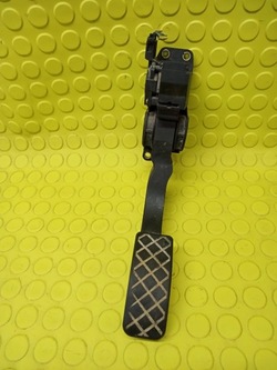 Skoda fabia 1.4 potencjumetr газа 0280752215 фото №1