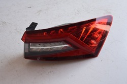 Skoda kodiaq лампа зад фото №1