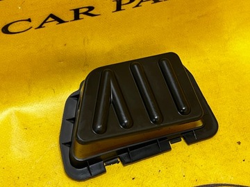 Захист пластик заглушка ліва lr discovery v l550 фото №1