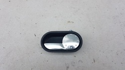 Audi tt 8n0 ручка двері внутрішня права 8n0837020a фото №1