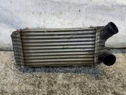 Інтеркулер ford c-max ii mk2 1.6 tdci 8v61-9l440-cd фото №1