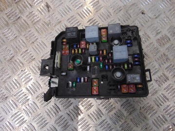 Opel mokka корпус коробка предохранителей 12- фото №1