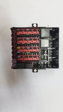 8v5t14a005ale коробка запобіжників fiesta mk7 фото №1