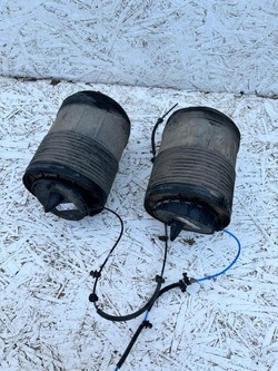 Sq7 q7 4m подушка повітряна подушка зад задній 3.0 4m0616001ab 4m0616002ab фото №1