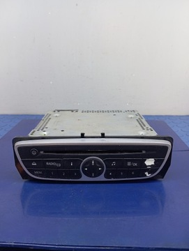 Renault megane iii радио радиопроигрыватель cd 281150030r фото №1