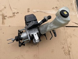 Lexus ux / toyota chr усилитель насос тормоза 47210-76230 фото №1