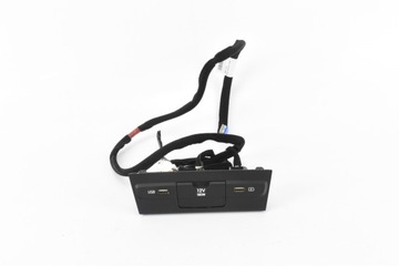 Панель port гніздо usb прикурювач 96125-q0120 hyundai i20 iii bayon фото №1