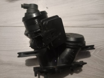 Дросельна заслінка 9806731880 citroen peugeot фото №1