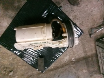 Насос топлива golf 4 oktawia i audi a3 1.6 фото №1