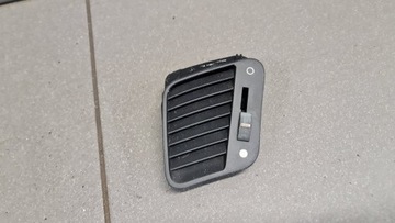 Решётка воздуховод левая audi a8 d2 4d0819793b фото №1