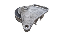 A4 b5 1.8 ролик натягувач ремінь 058260511 фото №1