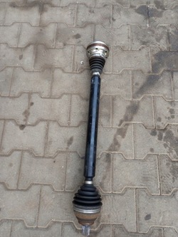 Vw caddy полуось правая 2k0407272a 2,0 tdi фото №1