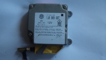 Модуль подушек воздушных volkswagen оригинальный номер 1j0909607 фото №1