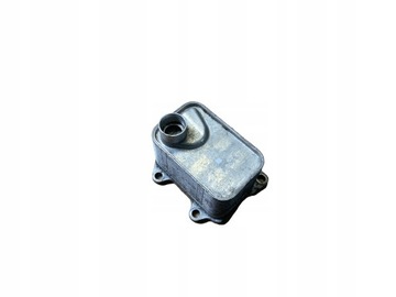 Vw audi skoda радиаторов масла 06l117021e фото №1