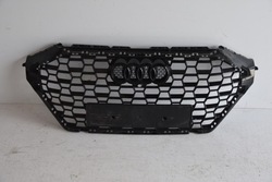 Audi q3 83a s line чёрный решётка фото №1