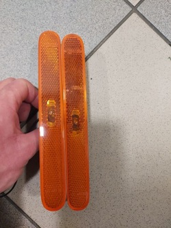 Відбивач бампера лівий правий перед ferrari 488 46380054 фото №1