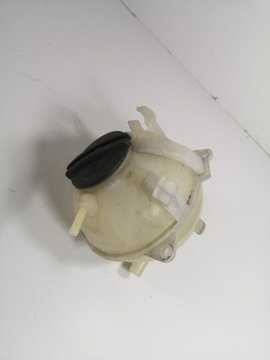 Golf touran octavia бачок воды расширительный фото №1