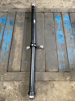 Audi q5 80a wał привідний 80a521101b фото №1