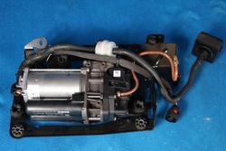 Audi a8 d5 насос компрессор подвешивание пневматический 17r фото №1