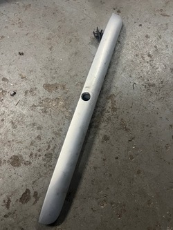 Vw passat b5 накладка задньої кришки багажника combi фото №1