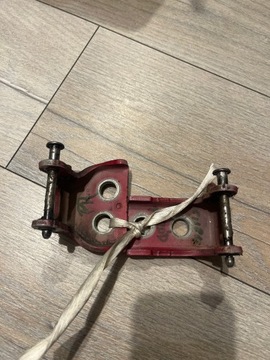 Петля двері перед правий citroen c4 ii b7 комплект фото №1