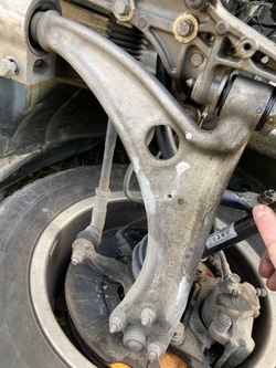 Audi q3 8u важіль лівий переднє 3c0407151h оригінал фото №1