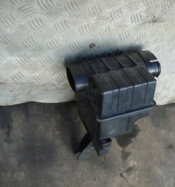 Suzuki swift mk6 1.3 4x4 05-10 корпус фільтра фото №1