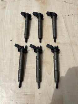 Jeep grand cherokee wk 3.0 інжектор a6420700487 фото №1