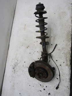 Поворотна опора ліва передня амортизатор mcpherson  лівий 1.0 tce dacia duster ii фото №1