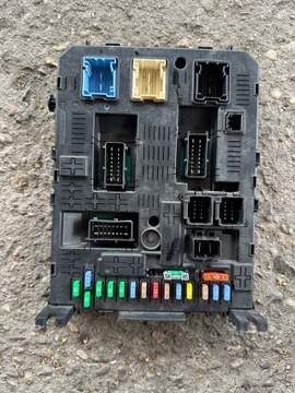 Модуль bsi коробка предохранителей citroen c5 iii x7 9664059080 966405908002 фото №1