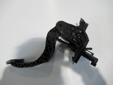 Педаль зчеплення vw polo v 6r 6c1721059m фото №1