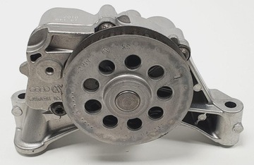 Насос масляная vw passat b7 1.6 2.0 tdi 03l115105c фото №1