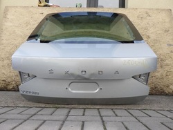 Skoda superb iii 3 3v 3v5 рестайлинг 19- liftback sedan хэтчбек крышка задняя фото №1