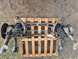 Vw passat cc 08r балка підвішування вісь зад задня фото №1