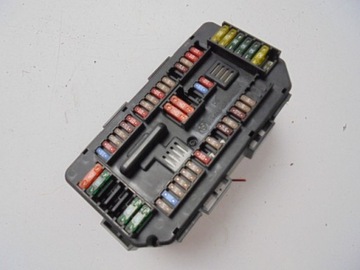 Коробка предохранителей bmw серии 3 f30 12-18 фото №1