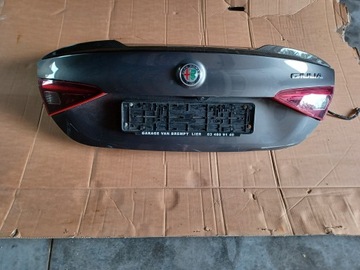 Alfa romeo giulia qv 2.9 кришка задня фото №1