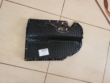 Поддон масляная пластиковая vw tsi 06k103600ae фото №1