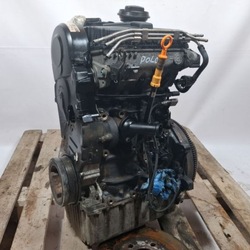 Двигатель volkswagen polo 045103373h фото №1