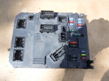 Коробка запобіжників bsi citroen berlingo фото №1